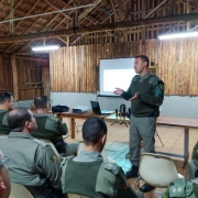 Maj comentando sobre o equipamento