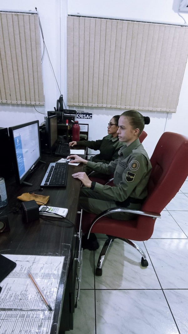 policiais militares