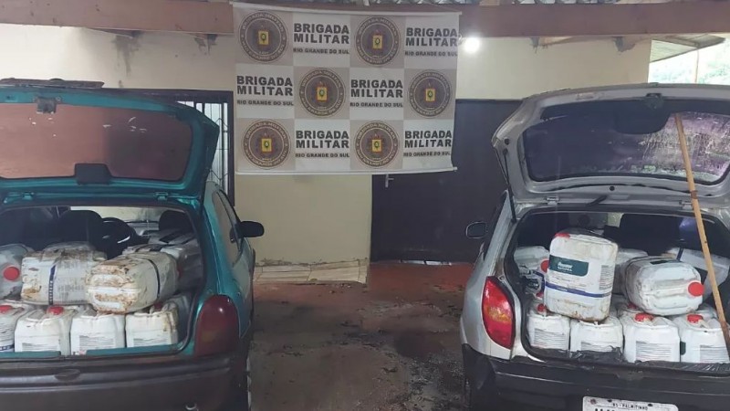 Brigada Militar de Derrubadas apreende 59 gal&otilde;es de agrot&oacute;xicos de origem estrangeira durante a&ccedil;&otilde;es da Opera&ccedil;&atilde;o H&oacute;rus
