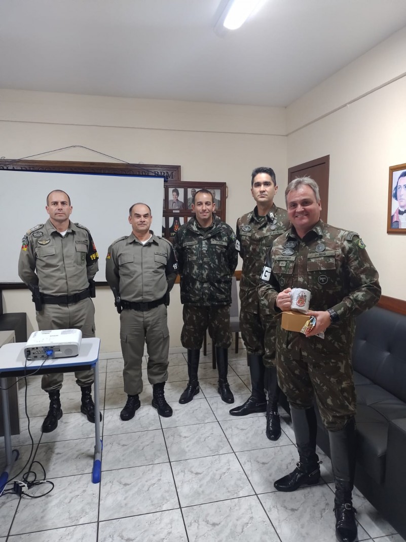 Foto da Visita de Inspeção Exército Brasileiro