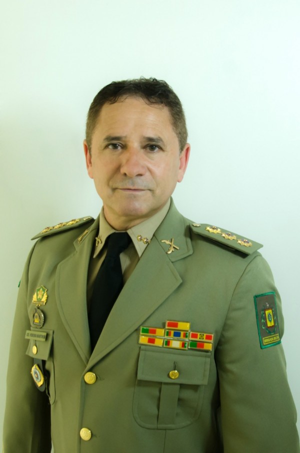 CEL PEREIRA MARTINS