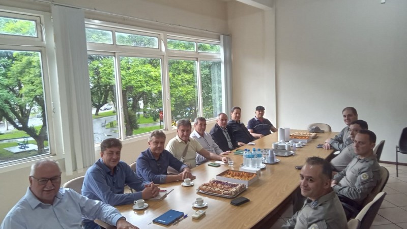 Reunião com prefeitos da região Centro-Serra