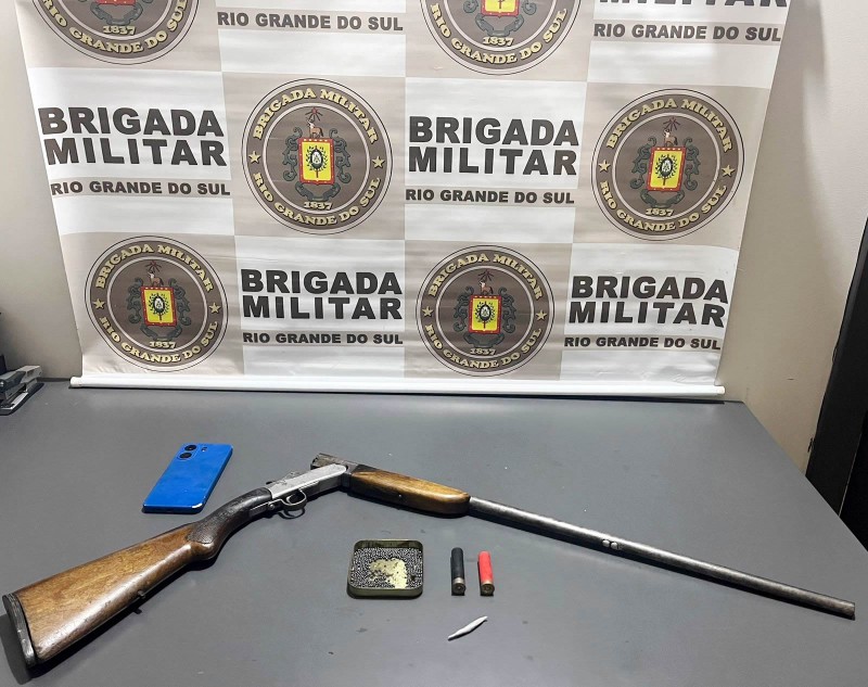 Espingarda calibre 28 apreendida na Localidade de Tainhas
