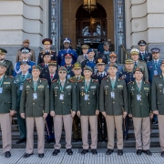 Representantes dos 23 pa&iacute;ses com os representantes da delega&ccedil;&atilde;o argentina 